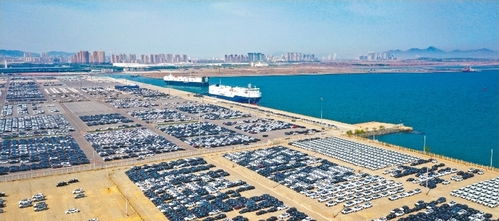 辽港集团2月商品车外贸业务量飙升83%，大连汽车产业动力澎湃